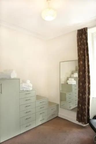 Chic & bright flat near Holyrood Park - photo 2