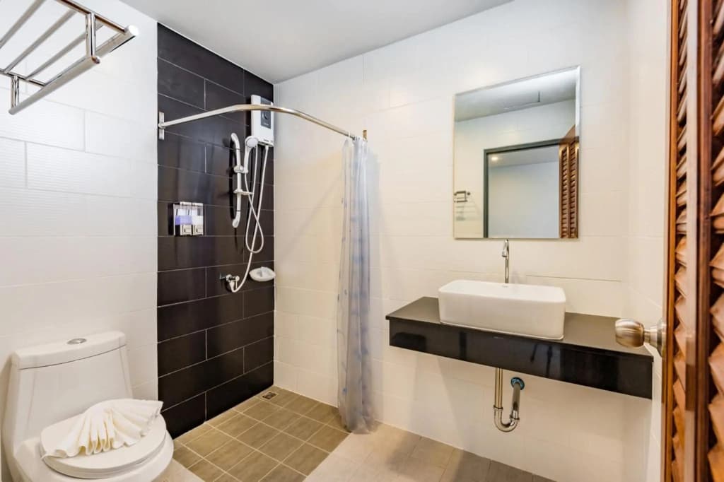 Phuket Marine Poshtel (SHA Plus+) - photo 9