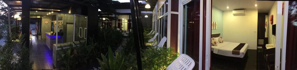 Loma Place Hotel - photo 14