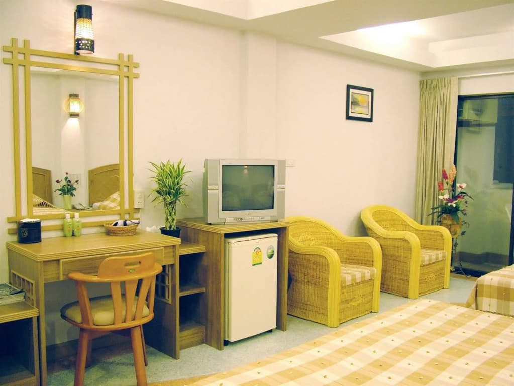 Phranang Place Hotel - photo 5