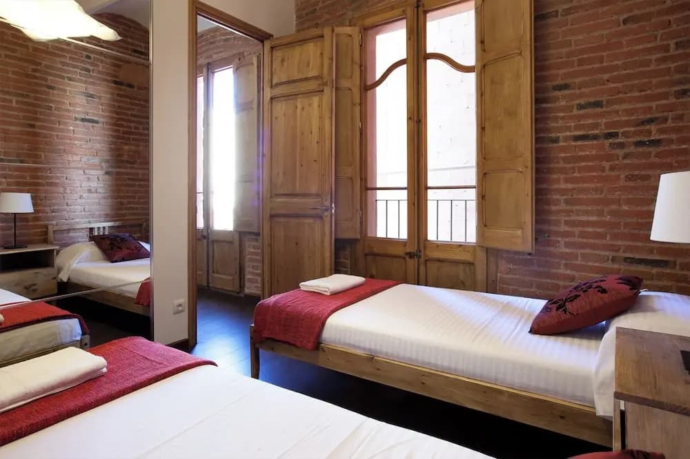 Central Apartment in Eixample - photo 5