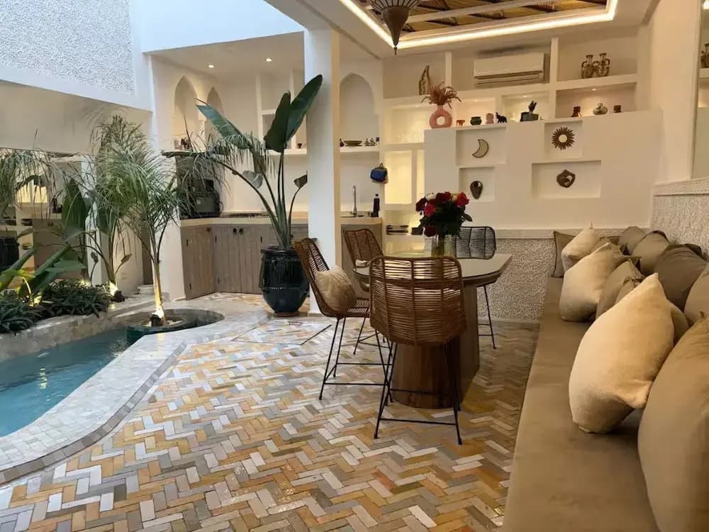 Beautiful Arab House With Swimming Pool - photo 1