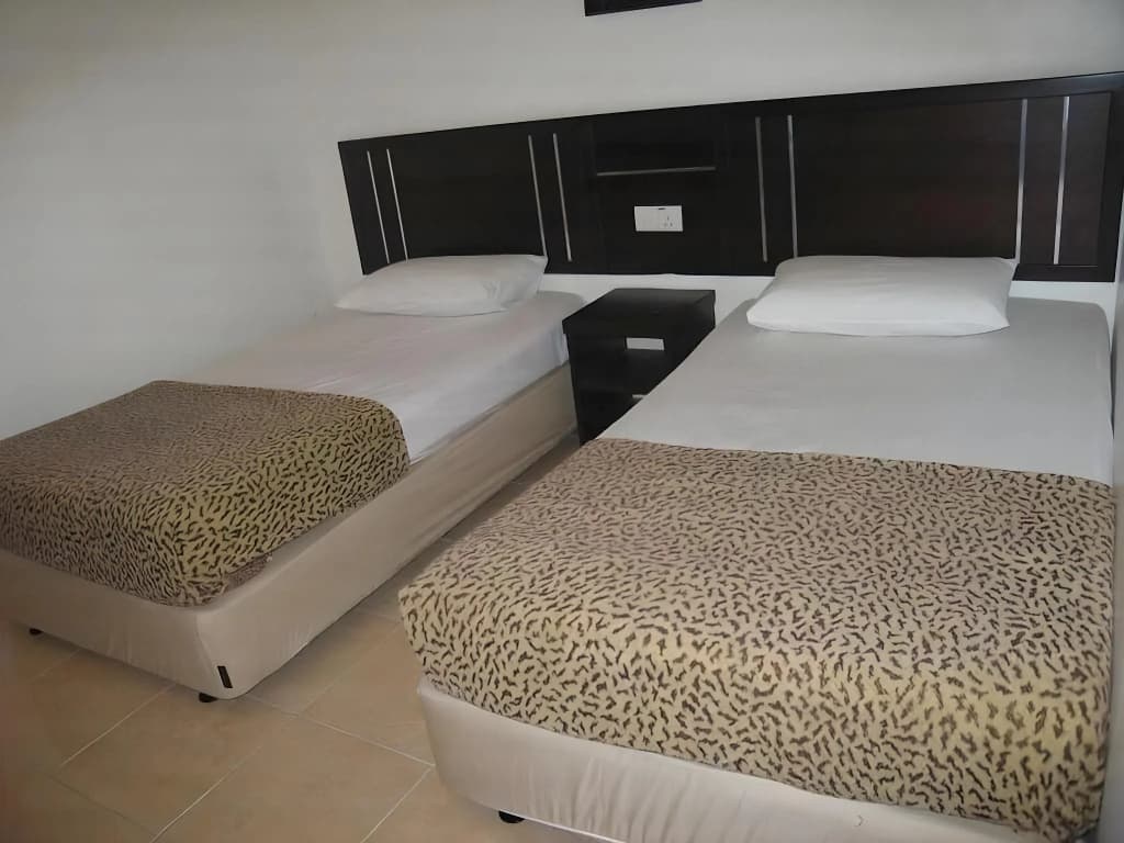 Rainbow Hotel - photo 18