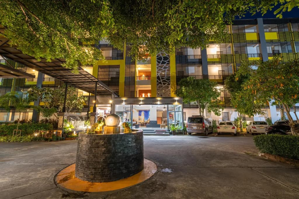 SB Living Place Hotel - photo 40