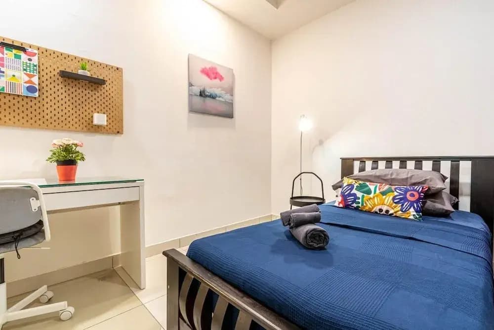 Urban Oasis Kuala Lumpur Apartment Sleeps 6 - photo 1