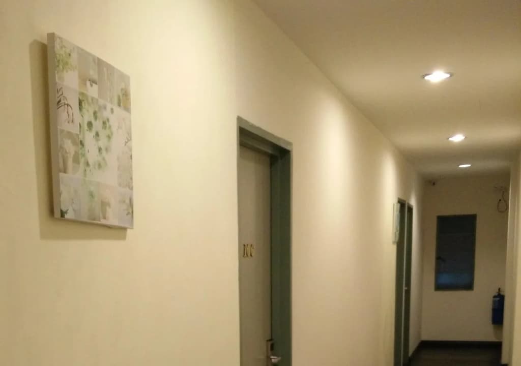 OYO 89895 Senses Budget Hotel - photo 1