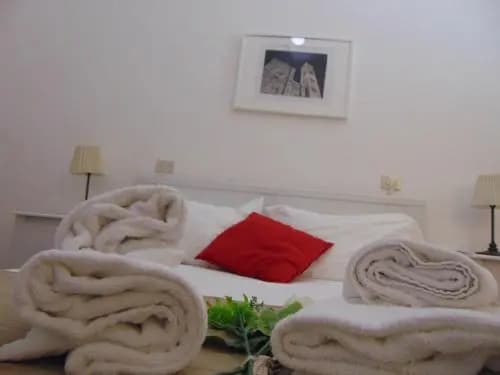 Michelangelo's Relais - photo 3