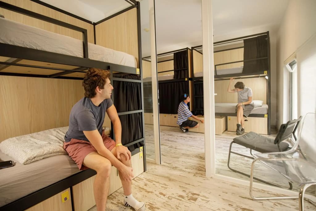Hostel One Sants - photo 32
