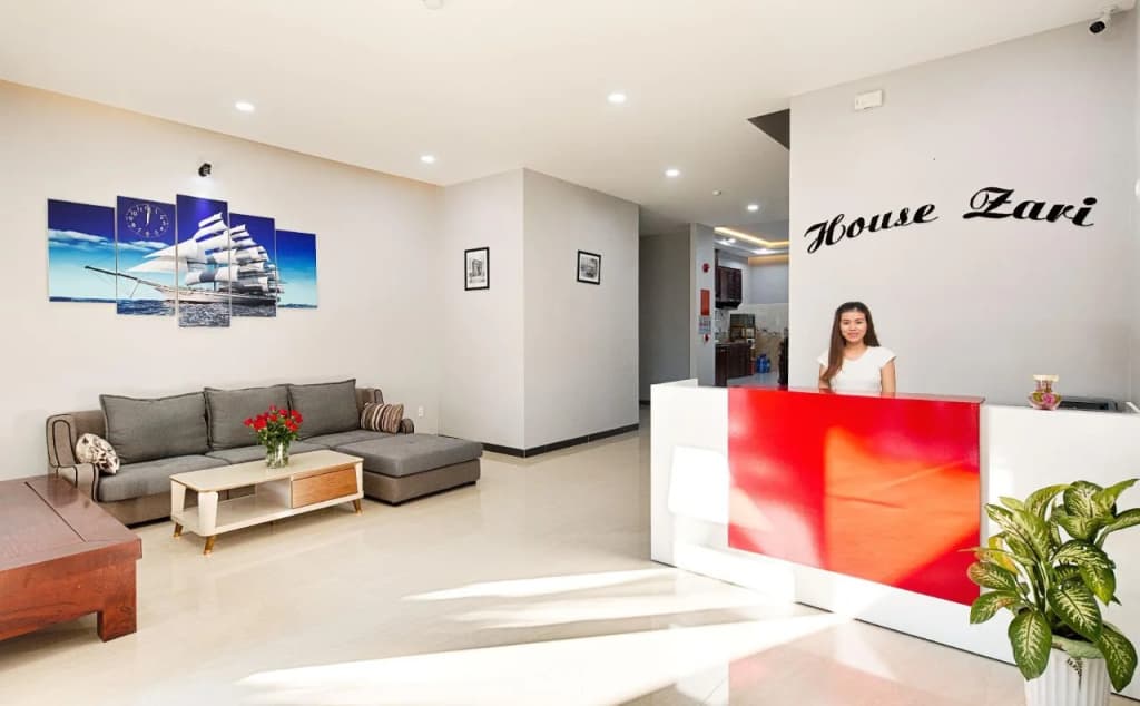 zari house - main photo