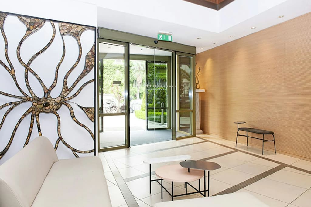 Athinais Hotel - photo 8