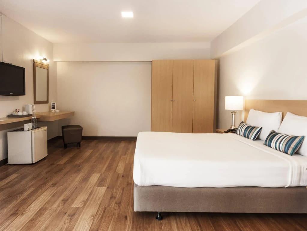 Samran Place Hotel - photo 4