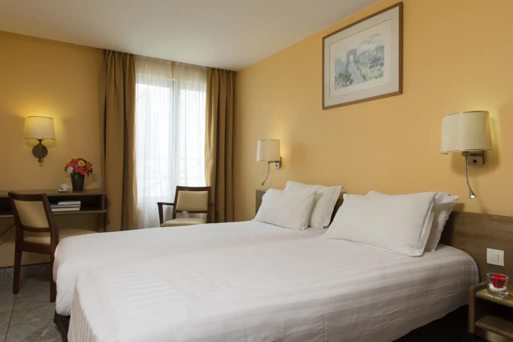 Hotel Bac Saint-Germain - photo 4