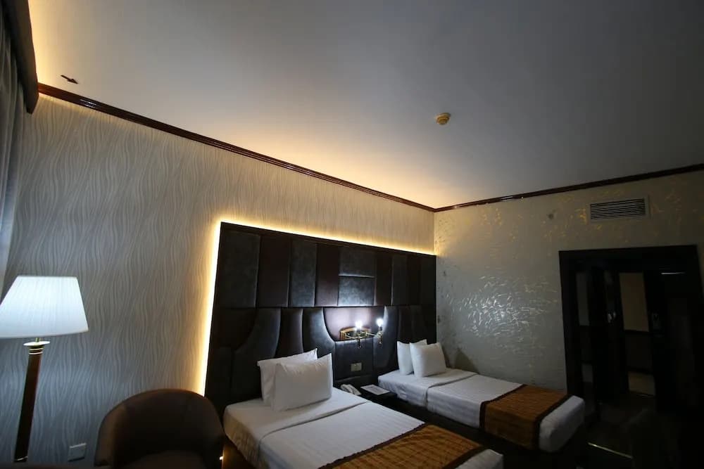Knight Armour Hotel - photo 48