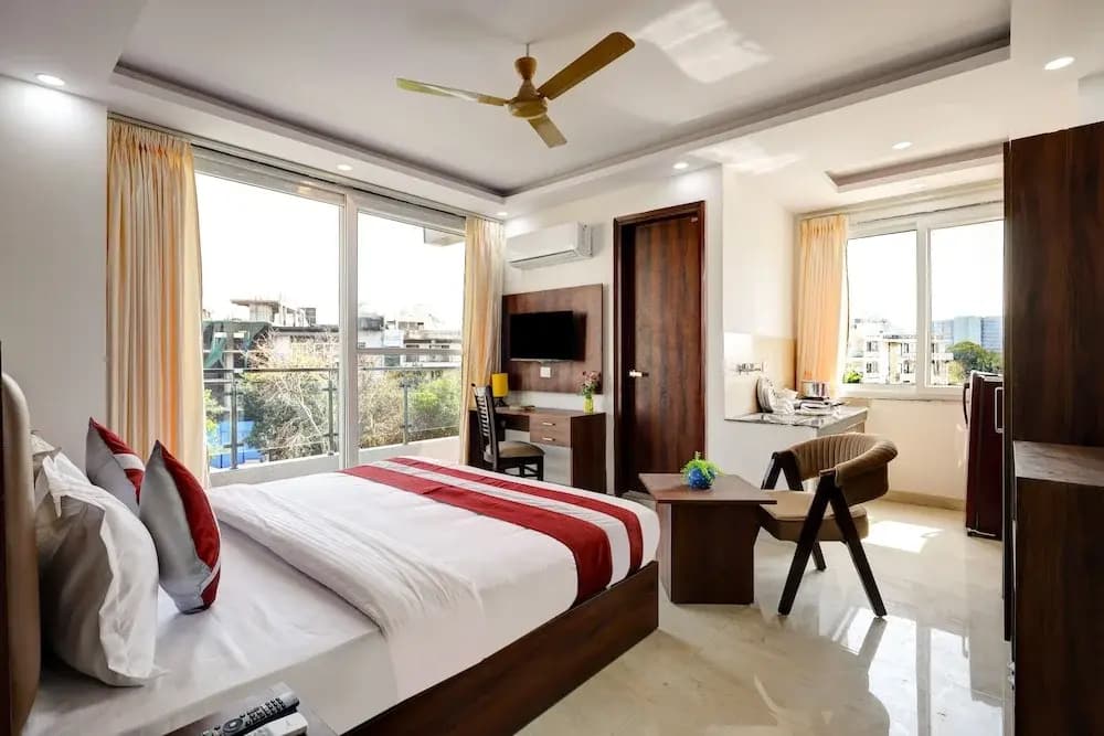 Hotel The Venice- Near Indraprastha Apollo Hospital - photo 5