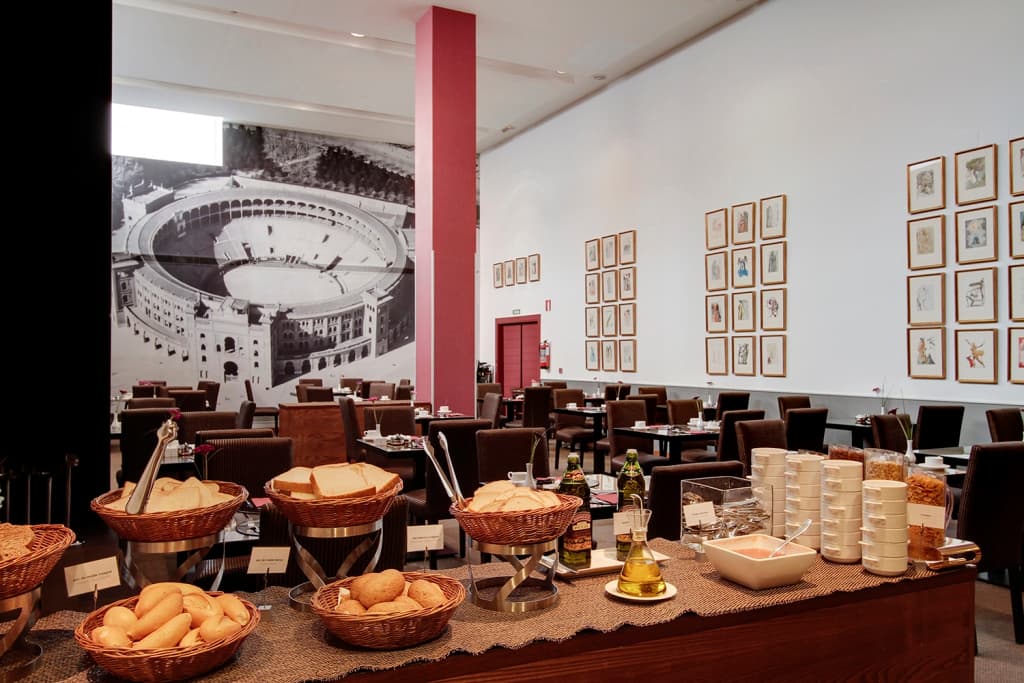 1881 Madrid Ventas Hotel - photo 12