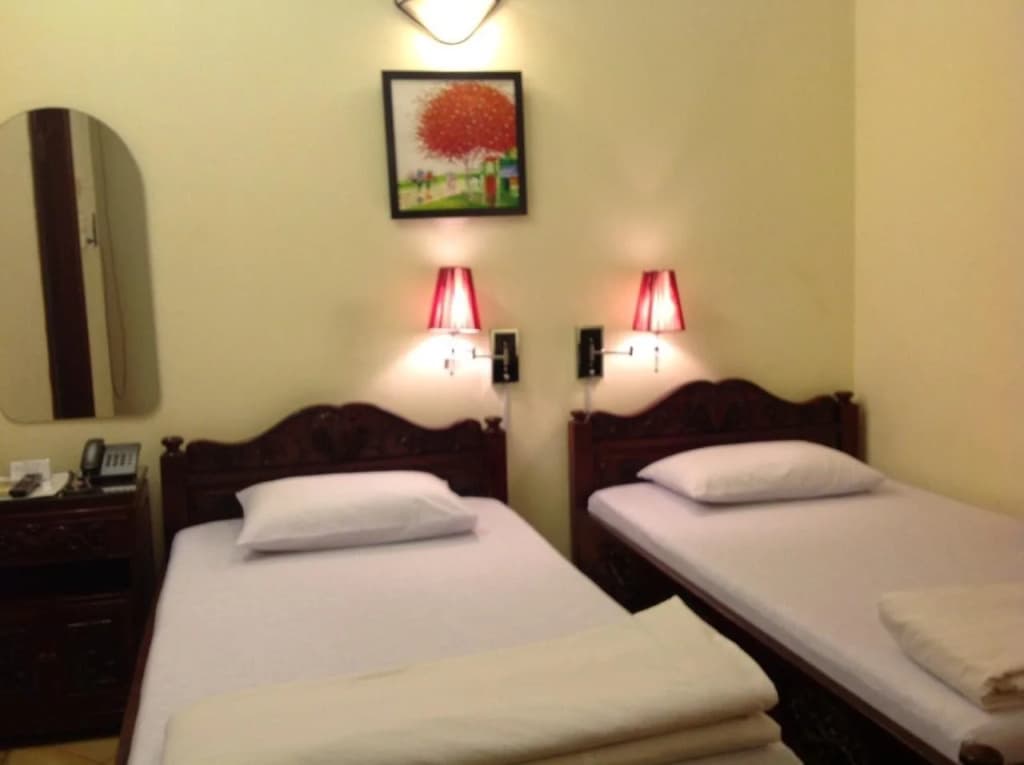 Phong Lan Hotel - photo 3
