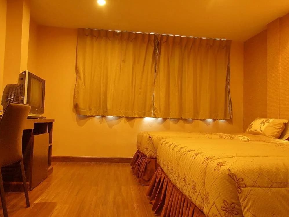 499 Hotel Ratchadapisek Bangkok - photo 3