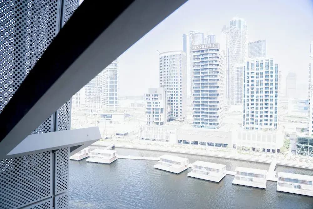 Luxury Studio Rooftop Pool & Gym Access - photo 7
