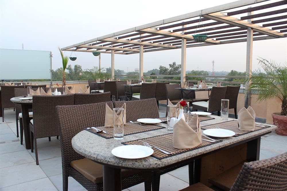 Tavisha Hotel - photo 23