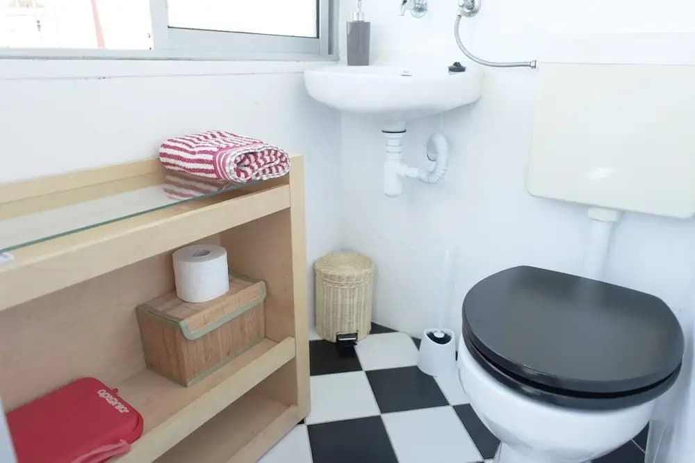 Cozy & Authentic Flat In The Center - photo 9