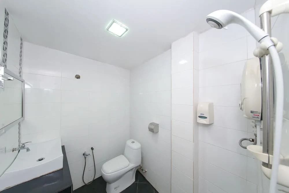OYO 89650 Inn Hotel - photo 8