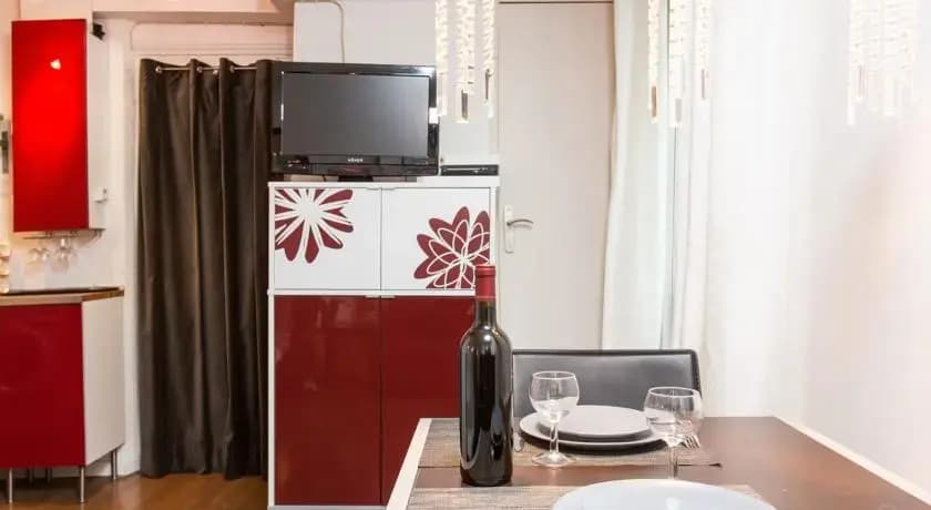 Charming Montmartre Studio - photo 2