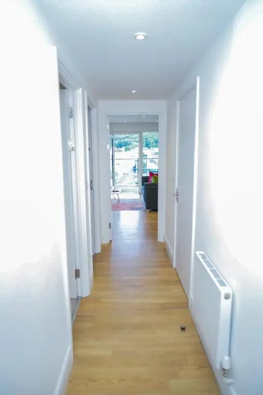 Executive 2 Bed Apartment - photo 10