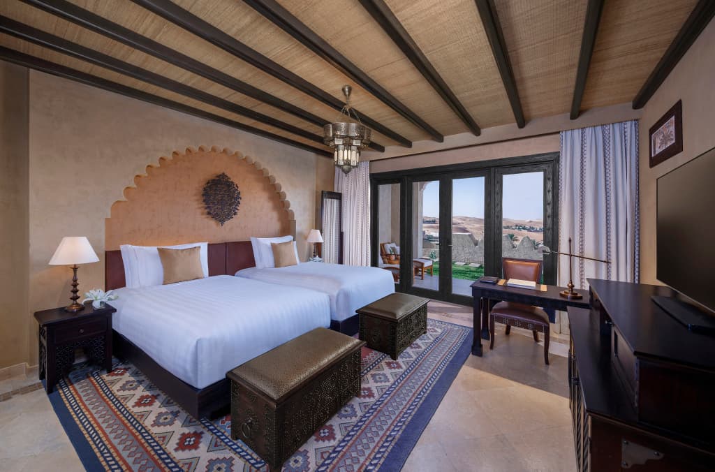 Qasr Al Sarab Desert Resort by Anantara - photo 3