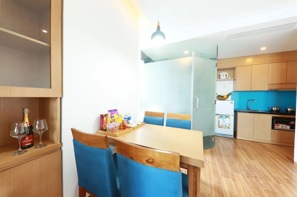 Seashore Hotel & Apartment - photo 10