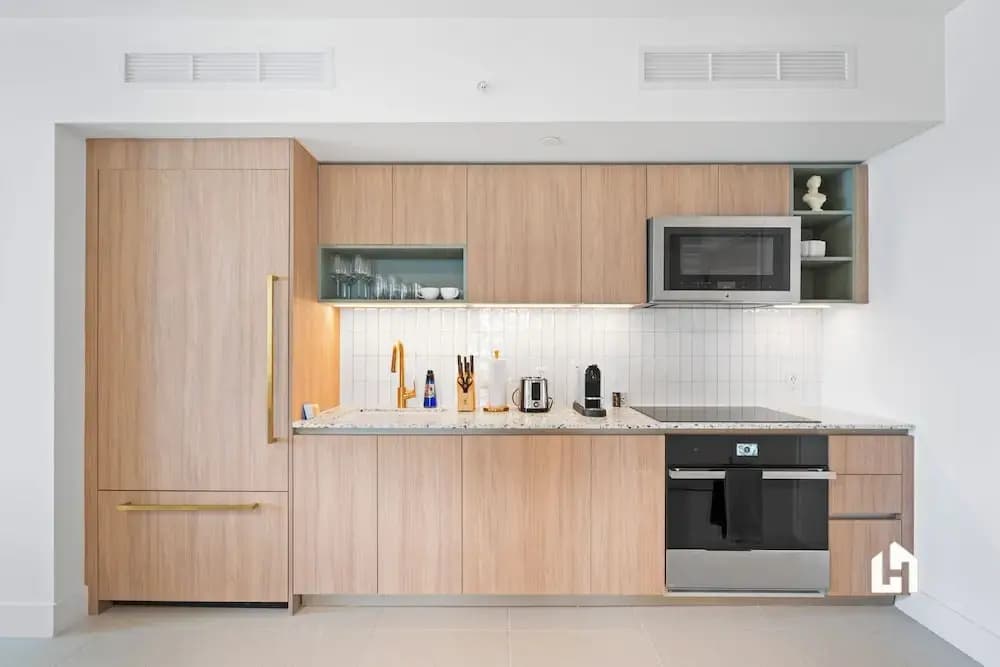 Stylish Apartments with Partial Ocean Views in Downtown - photo 46