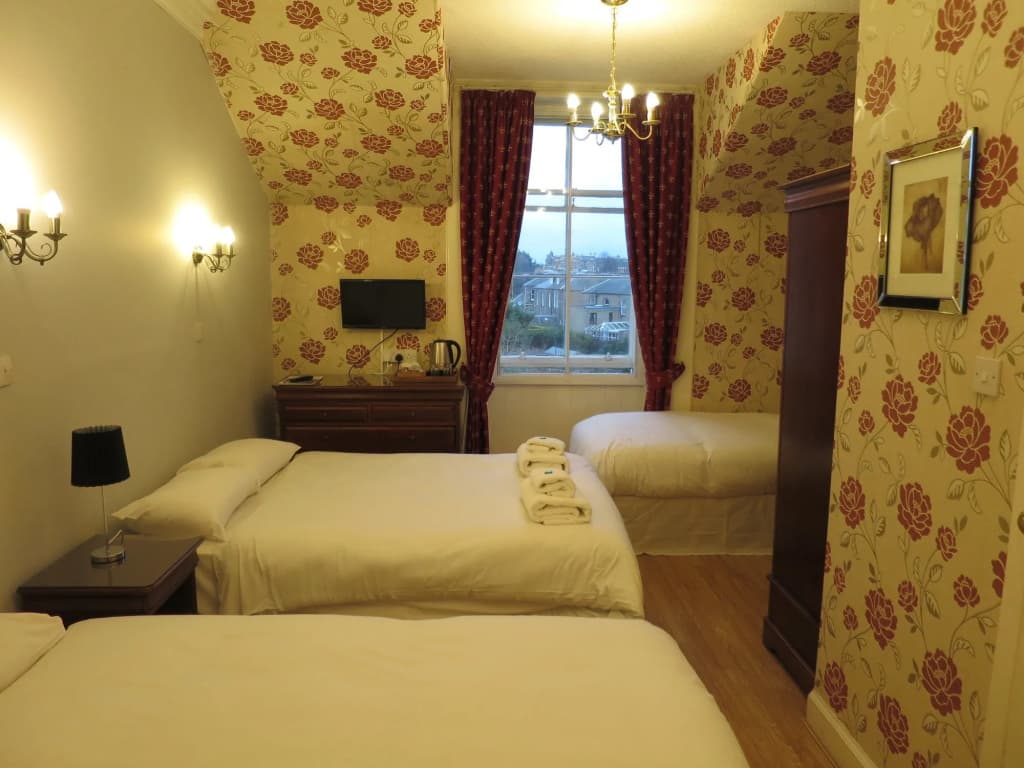 Thornfield Guest House - photo 6