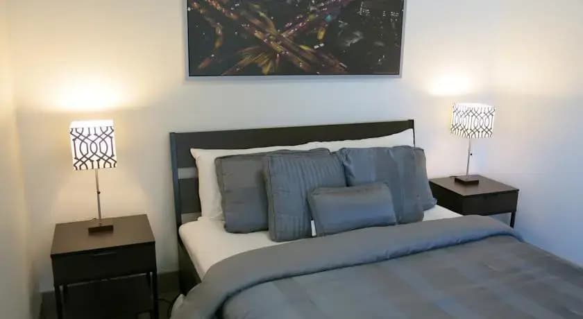 The Hollywood Suite - photo 8