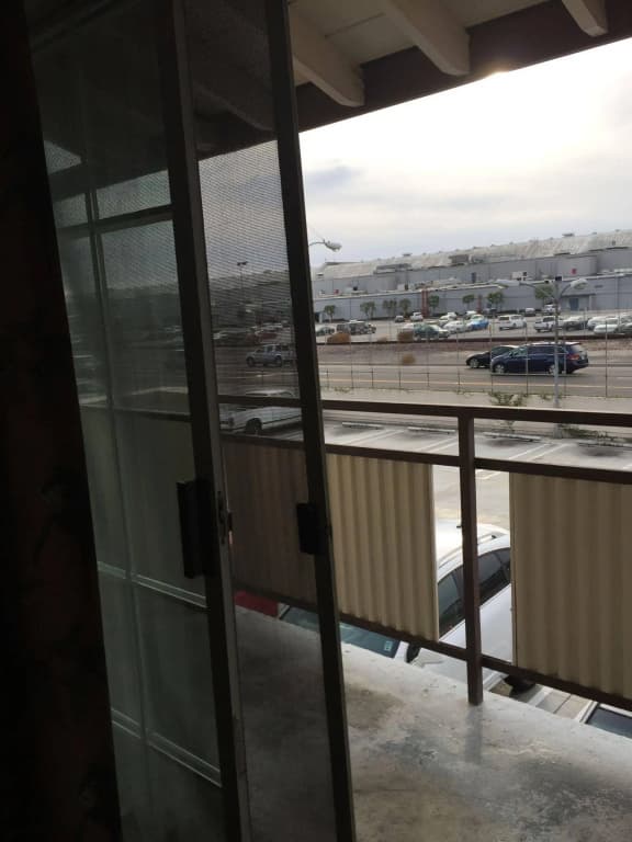 LAX Suites - photo 6