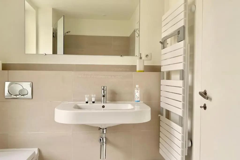 MARAIS Luxury by Pad-à-Terre est '99 Lift 5 hotel standards - photo 8