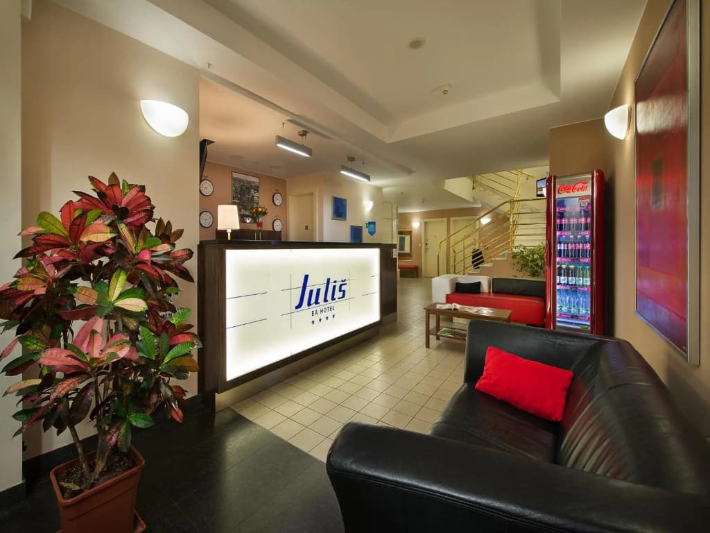 EA Hotel Juliš - photo 2