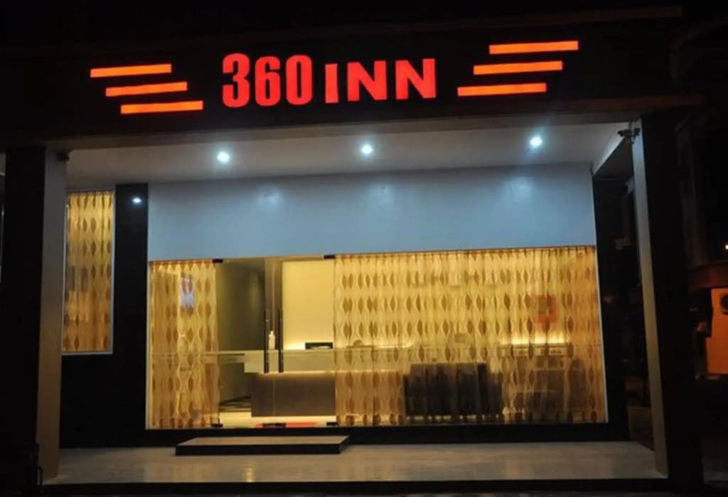 360 Inn - photo 14