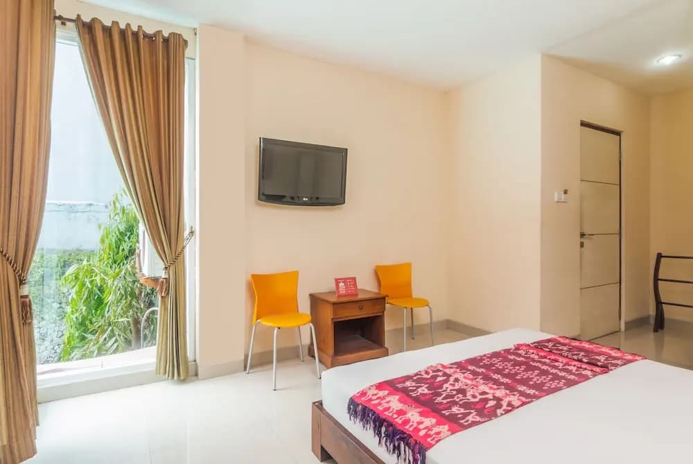 ZEN Premium Sanur Danau Tamblingan 2 - photo 4