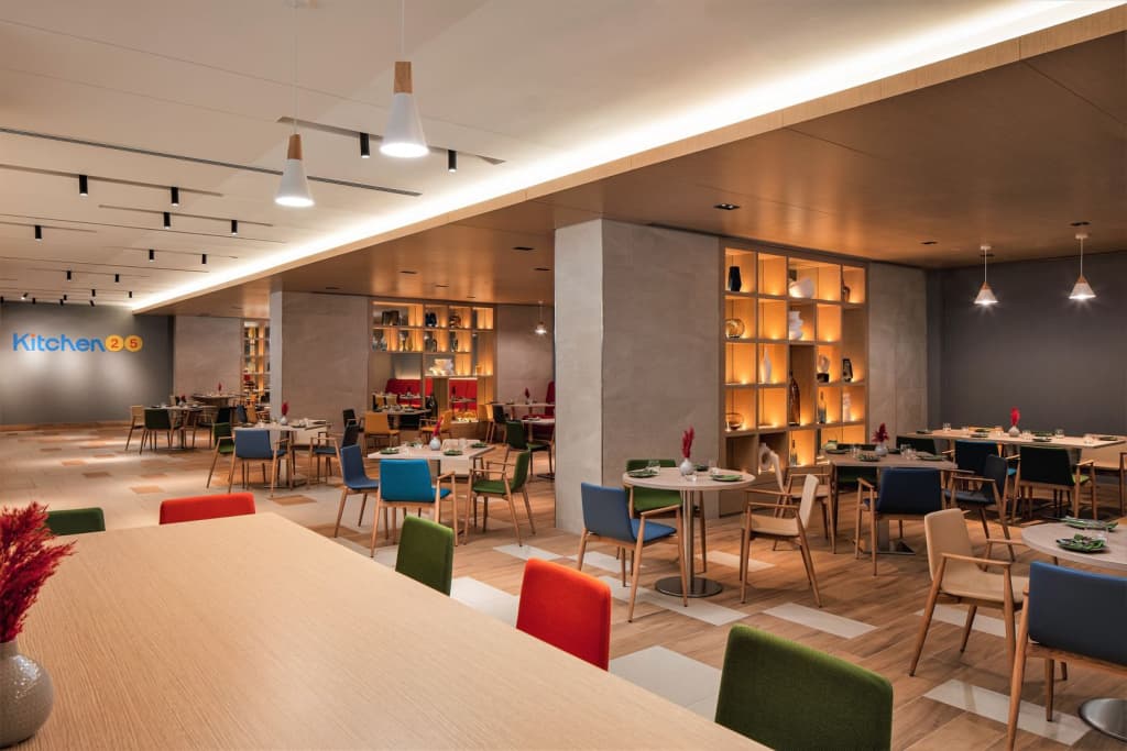 Holiday Inn Hotel & Suites Dubai Science Park by IHG - photo 24