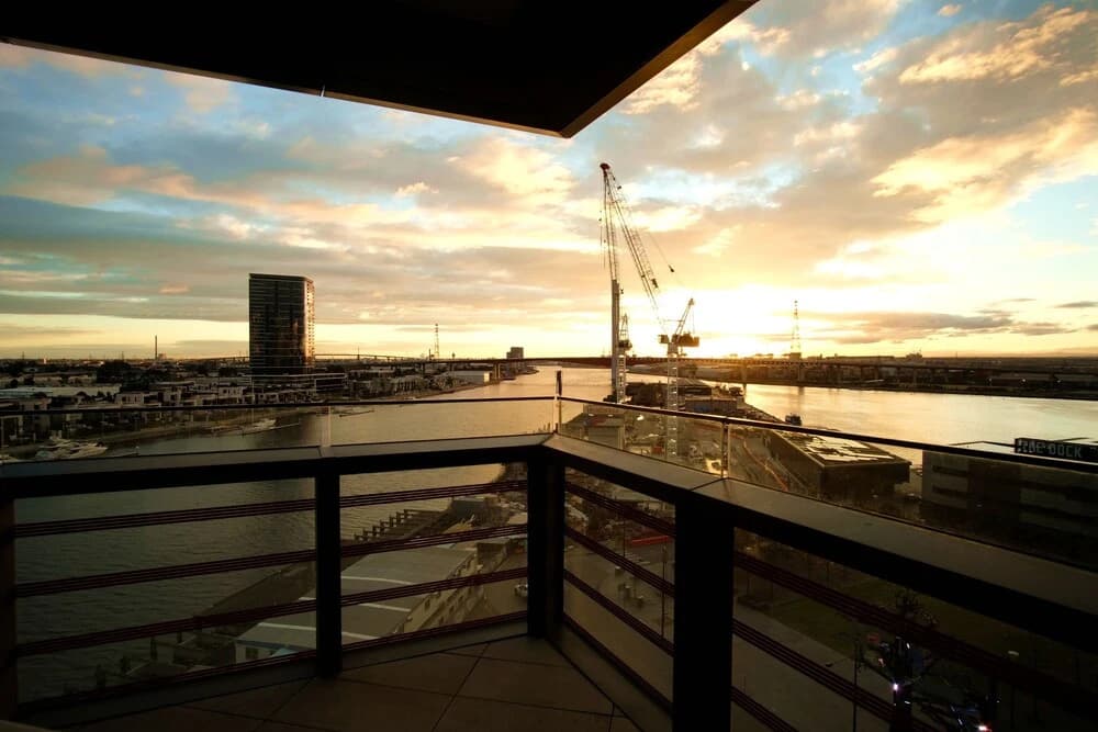 889 on Collins Waterfront Apartments - photo 16