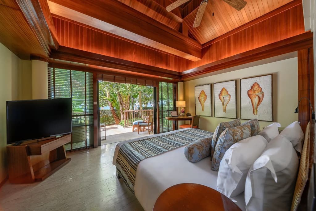 Centara Grand Beach Resort and Villas Krabi Hotel - photo 10