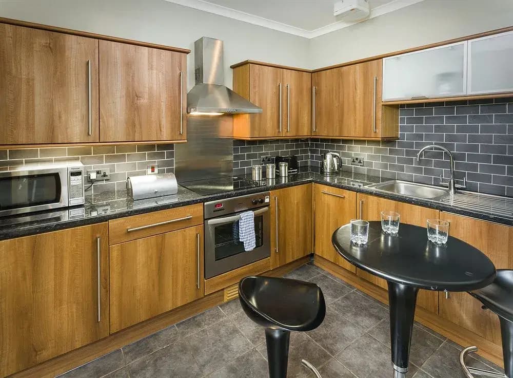 Nicolson Apartments - photo 18