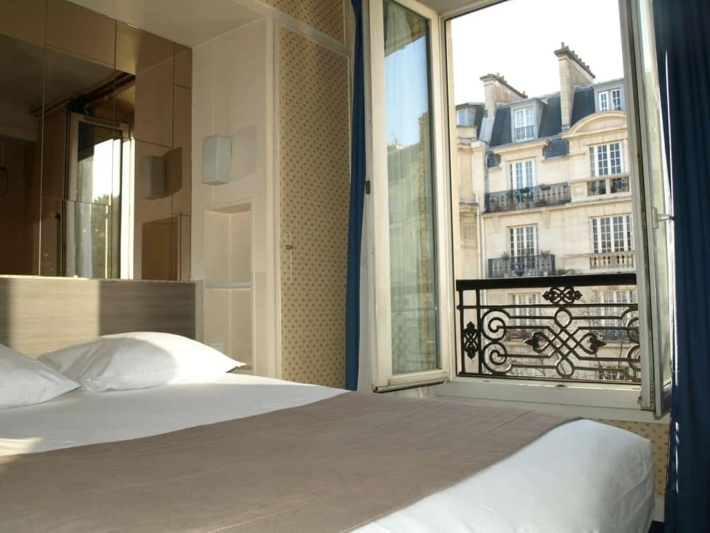 Eiffel Kensington Hotel - photo 8