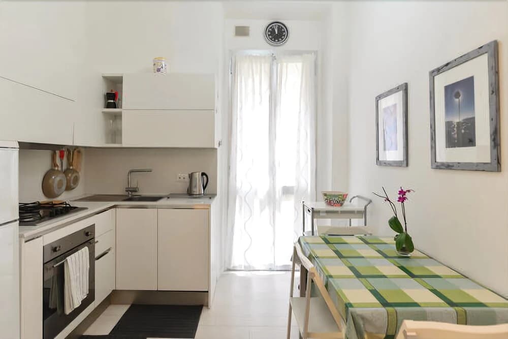 Modern Colosseo Apartment - Center - photo 7
