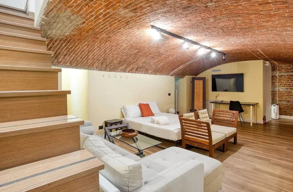 JOIVY Stylish Central Maisonette - photo 12