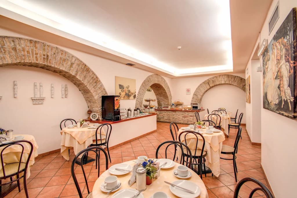 Hotel Corona - photo 17