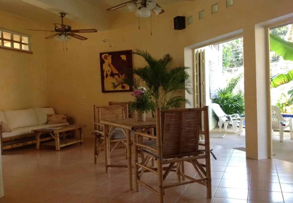 Aree's Lagoon House - photo 14