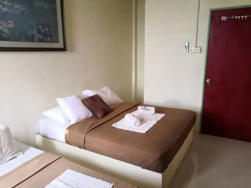 OYO 90131 Zayyan Hotel - photo 6