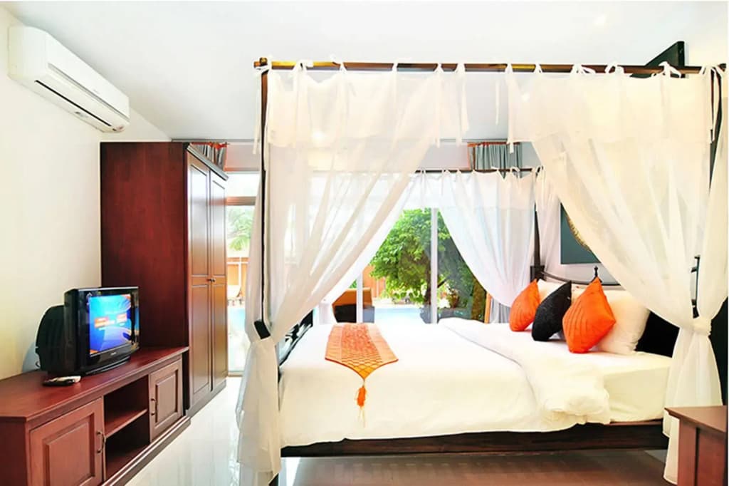 Phuket Sea Resort - photo 5