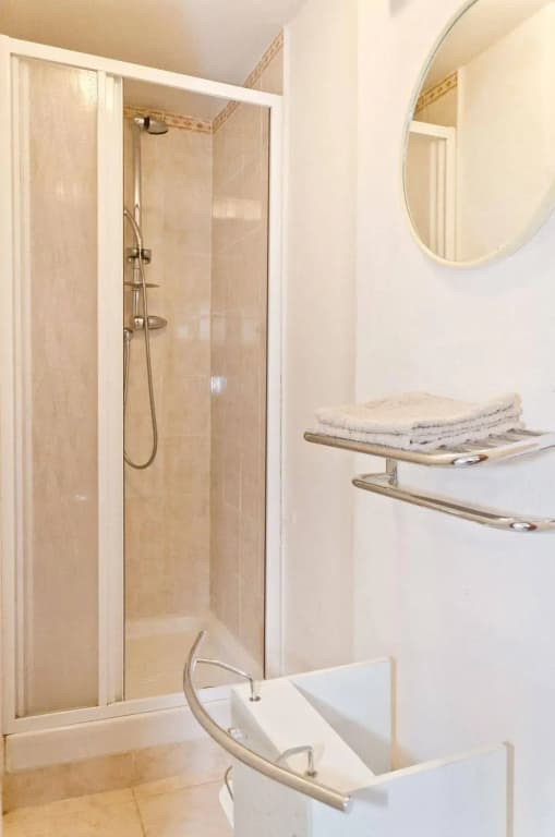 Prestige House Florence - photo 8