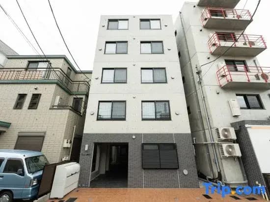 Ferio Kamata Ii - photo 1